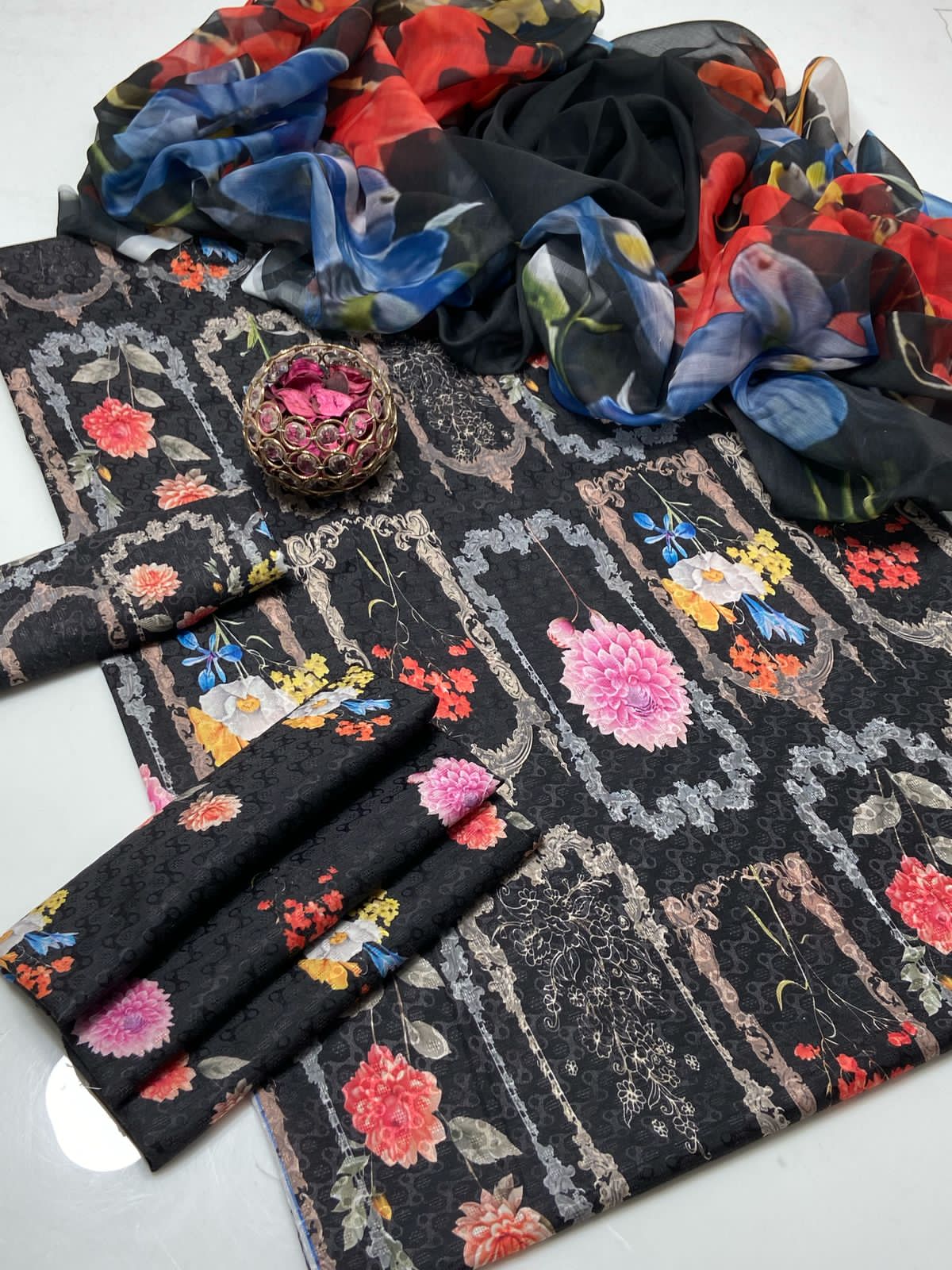 Premium quality swiss jacquard Lawn fabric shirt and shalwar